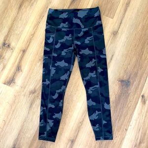 Camo leggings, high waist- stretchy